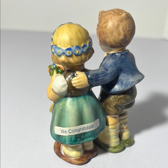 Charming Figurine of Boy and Girl. GH113 - Picture 4 of 9